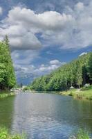 lago riessersee vicino per garmisch-partenkirchen nel Wettersteingebirge montagne,superiore baviera, germania foto