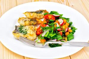 verdure con filetto di pesce, impanate foto