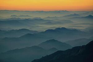 montagna Visualizza nel il mattina. foto