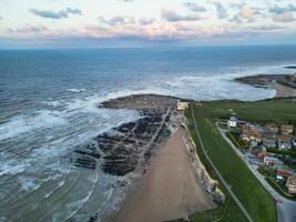 alto angolo Visualizza di botanica baia spiaggia e mare Visualizza durante tramonto a scale larghe Kent, Inghilterra UK. aprile 21, 2024 foto