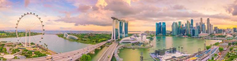 skyline del centro di singapore foto