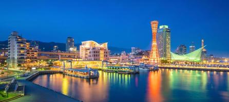 porto di kobe skyline in giappone foto