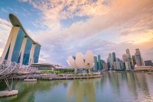 skyline del centro di singapore foto