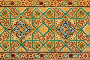 geometrico tradizionale islamico ornamento su un' piastrella. frammento di un' ceramica mosaico. foto