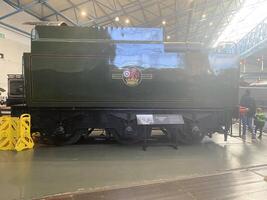 York nel il UK su 30 marzo 2024. un' Visualizza di un' locomotiva nel il nazionale ferrovia Museo foto