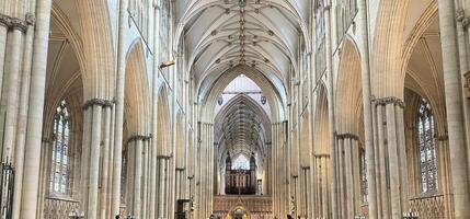 York nel il UK su 30 marzo 2024. un' Visualizza di il interno di York cattedrale foto