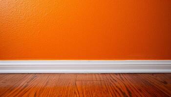 contemporaneo arancia parete fondale con copia spazio nel finto su camera su Marrone parquet pavimento foto