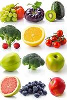 verdure e frutta su un' bianca sfondo foto