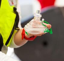 cpr Selezionare messa a fuoco mano e maschera foto