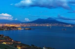 napoli di notte foto