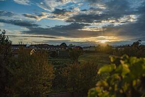 campagna villaggio tramonto 5 foto