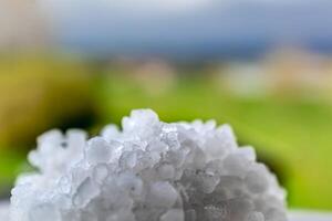 grandine palle nel marzo, naturale primavera tempo atmosferico, può causa danni foto