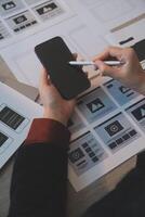 UX ui design processi per alla moda mobile applicazione e sito web . creativo prototipo di wireframe per professionale App sviluppatore . foto