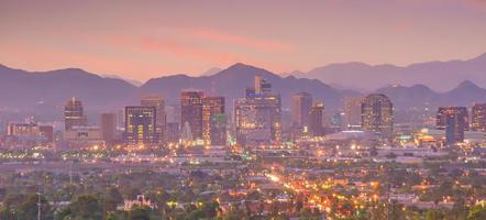 phoenix city skyline del centro paesaggio urbano dell'arizona negli usa foto