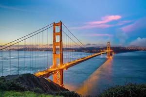 famoso golden gate bridge, san francisco negli usa foto