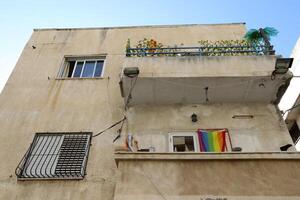 balcone, avvicinamento, come un architettonico dettaglio durante alloggiamento costruzione nel Israele foto