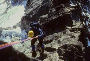 scalatore discesa in corda doppia cascate foto