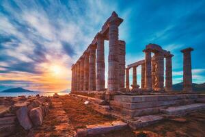 poseidon tempio rovine su capo sounio su tramonto, Grecia foto