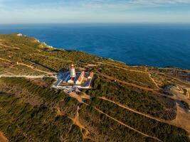 faro su cabo spichel capo spichel su atlantico oceano foto