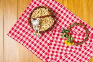 Pasqua eleganza, modello Magia per festivo delizie foto