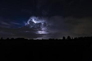 fulmine tempesta dettaglio foto