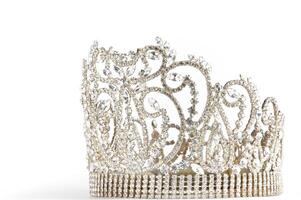 corona o tiara isolato su un' bianca sfondo foto