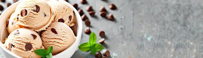 ghiaccio crema con cioccolato patata fritta biscotto. striscione, posto per testo. foto