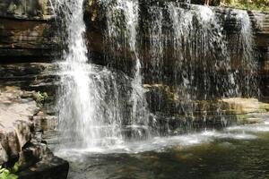 cascata a tanongou nel il nord di benin, Africa foto