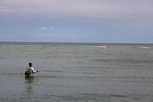 pescatore nel il mare foto