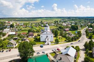 ortodosso Chiesa di il trasfigurazione di il signore nel il agro-città di Rakov vicino Minsk, bielorussia foto