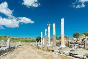 pittoresco rovine di il antico città di perge nel tacchino. perge Aperto aria Museo. foto