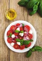 insalata caprese italiana foto