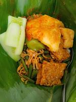 indonesiano cibo chiamato nasi camp foto