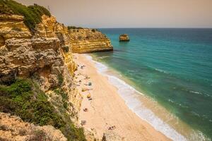 praia da marinha - bellissimo spiaggia marinha nel algarve, Portogallo foto