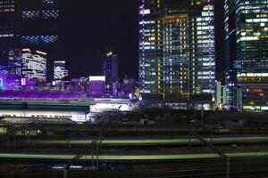 un' panorama paesaggio urbano a il urbano città nel davanti di tokyo stazione foto