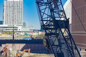 gru a il sotto costruzione nel Yokohama teleobiettivo tiro foto
