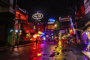 Pattaya chon buri Tailandia 2018 Pattaya a piedi strada notte vita a notte nel Pattaya Tailandia. foto