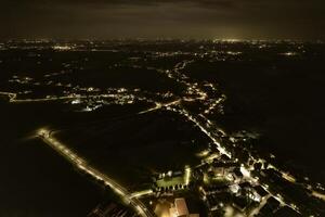 aereo notte Visualizza di un' cittadina foto
