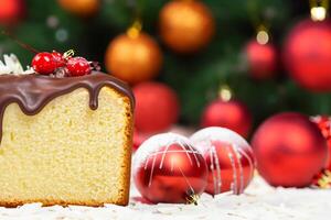 foto torte con Natale ornamenti festivo e divertimento ossequi cattura il spirito di il stagione