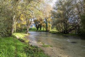 fiume nero dopo la diga polimerica foto