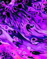 design di sfondo di pittura ad olio acrilica dipinta colore liquido fluido viola e nero con creatività e opere d'arte moderne foto