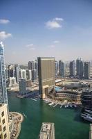 dubai, Emirati Arabi Uniti, 2014 - vista ai moderni grattacieli di dubai marina a dubai, Emirati Arabi Uniti. quando l'intero sviluppo sarà completato, ospiterà più di 120.000 persone. foto