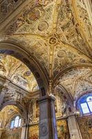 bergamo, italia, 28 aprile 2017 - interno del duomo di bergamo in italia. questa cattedrale è dedicata a sant'alessandro da bergamo, patrono della città. foto