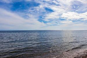 il mare e le nuvole foto