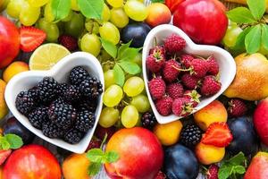 frutta e bacche fresche estive foto