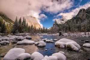 parco nazionale di Yosemite in inverno foto