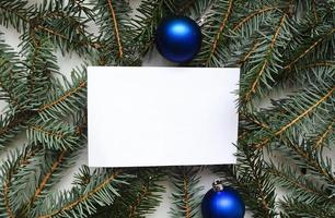 cartolina di Natale con decorazione. foto