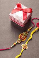 festival indiano raksha bandhan, rakhi. foto