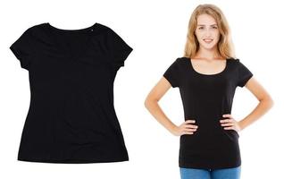 ragazza carina in maglietta nera mock up sfondo isolato, t-shirt da vicino foto