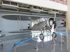 museo dell'aeronautica tailandese reale bangkokthailand18 agosto 2018 all'interno dell'edificio mostra l'aereo per l'apprendimento. il 18 agosto 2018 in Thailandia. foto